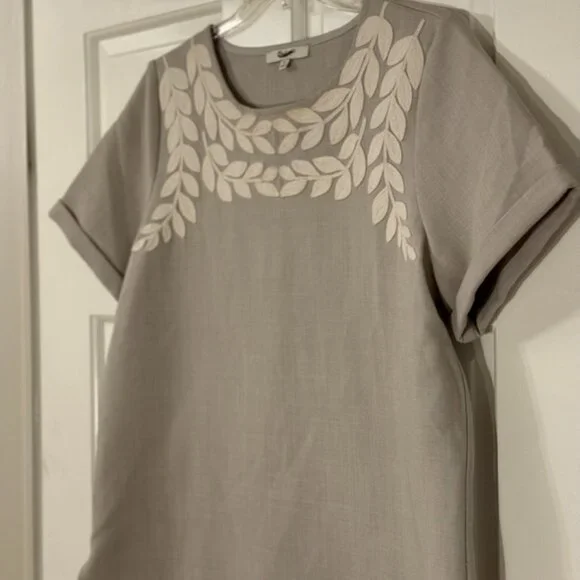 Madewell Gray & White Short-sleeve Top - Size M - Picture 2 of 4